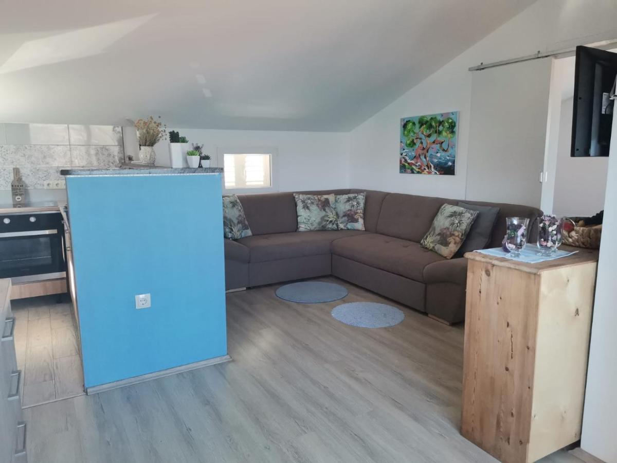 Blue View Apartment *