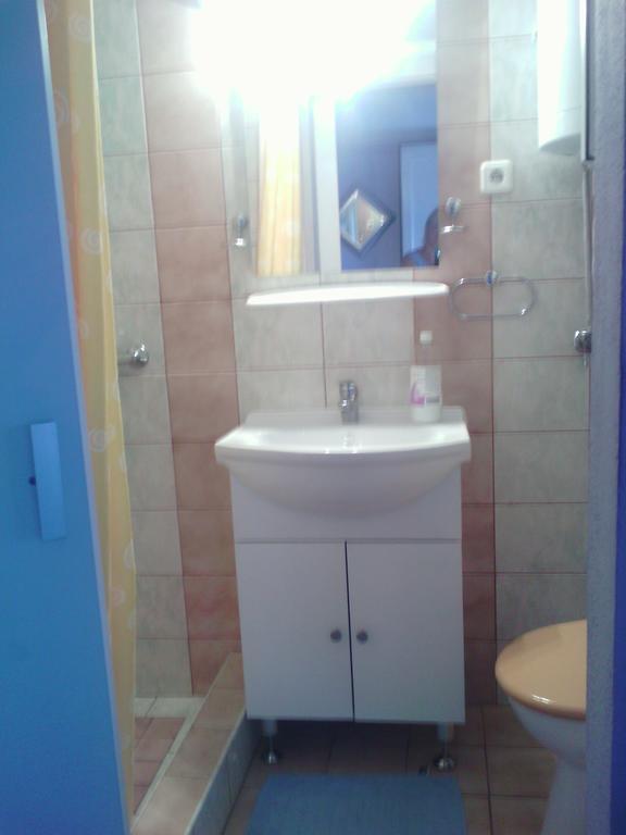 Blue View Apartment